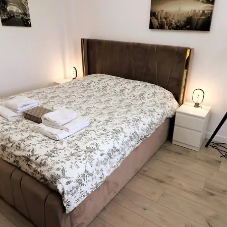 Charming Center - Free Minibar Apartment Bukarest