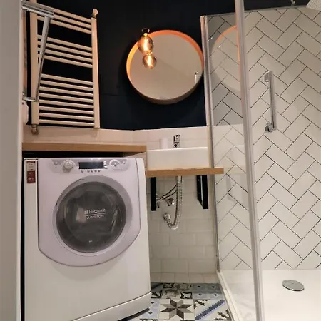 Апартаменты Charming Center - Free Minibar *